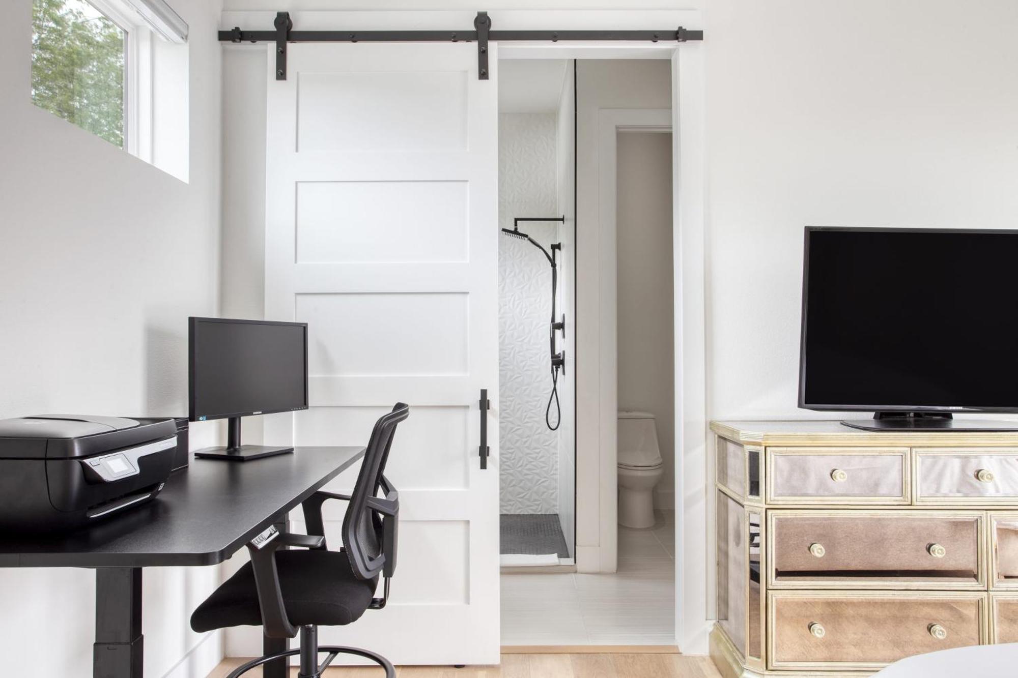 Melody By Avantstay Peloton Included Sleek Home Остин Екстериор снимка