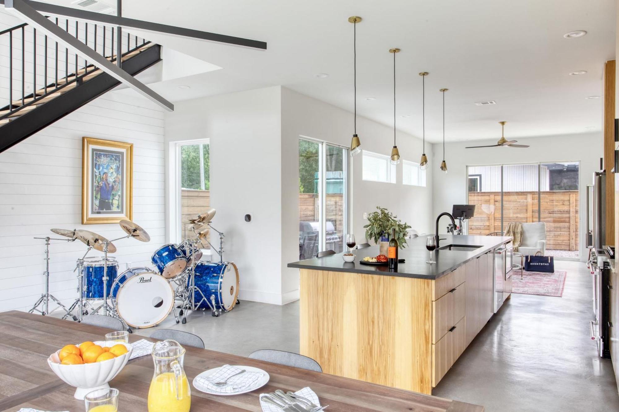 Melody By Avantstay Peloton Included Sleek Home Остин Екстериор снимка